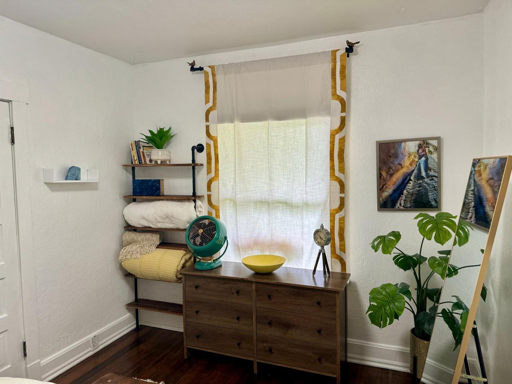 Apartment Sugar House Hideaway By Mountains 3br, Parking, Wi-fi Salt Lake City