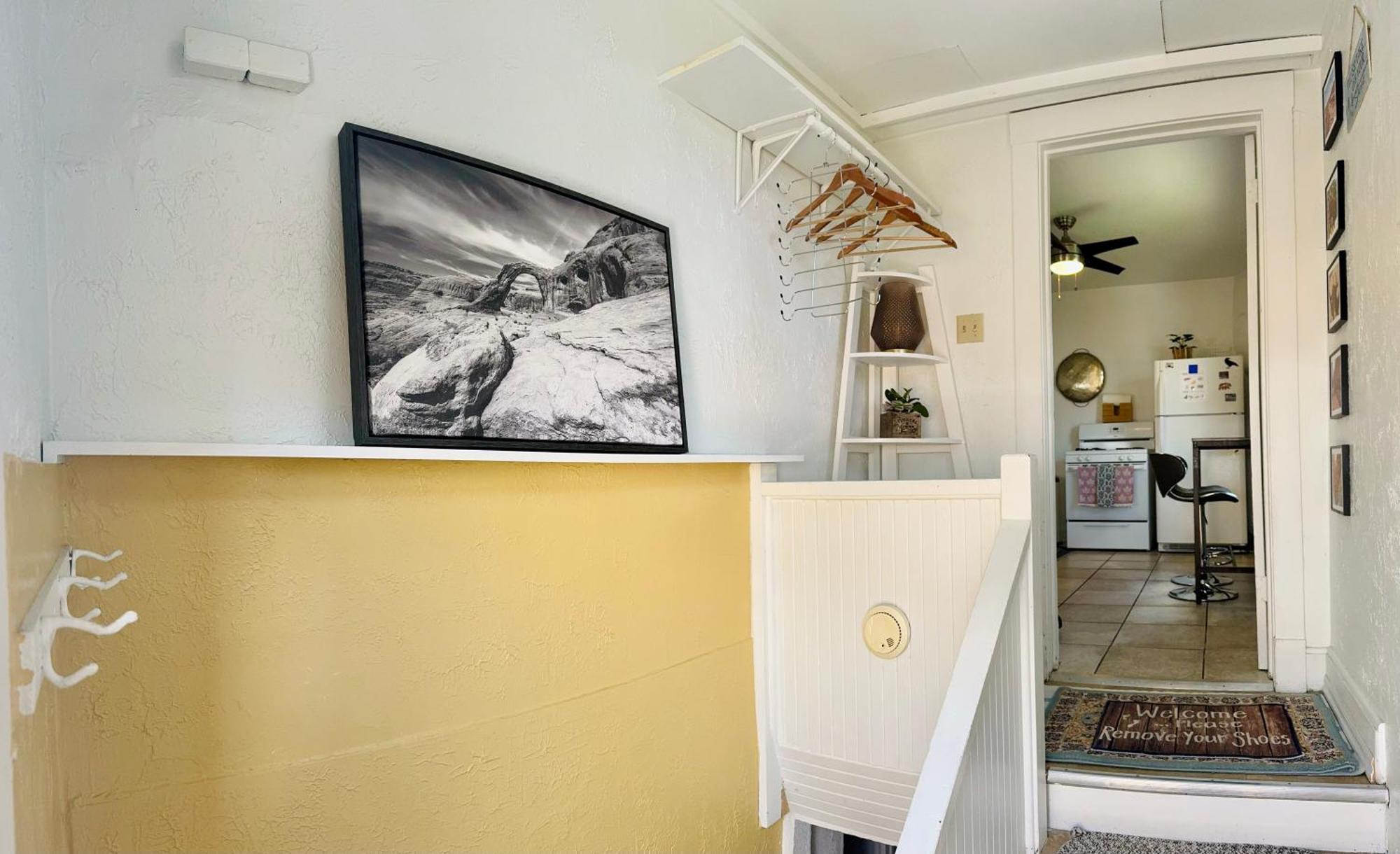 Sugar House Hideaway By Mountains 3br, Parking, Wi-fi Apartment Salt Lake City